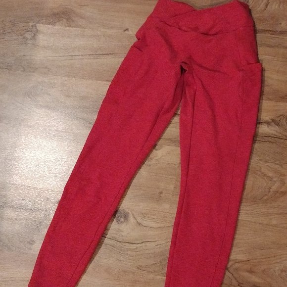 Bombshell Sportsware Contour Leggings - Picture 1 of 2